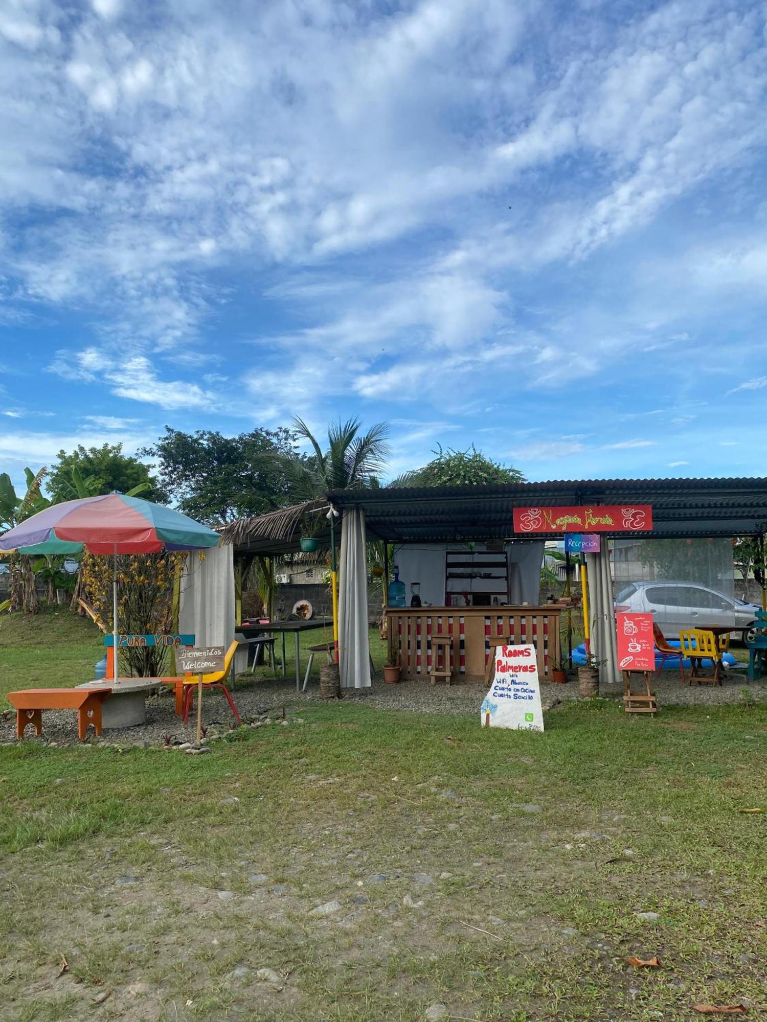 Rooms Palmeras Cahuita Exteriör bild
